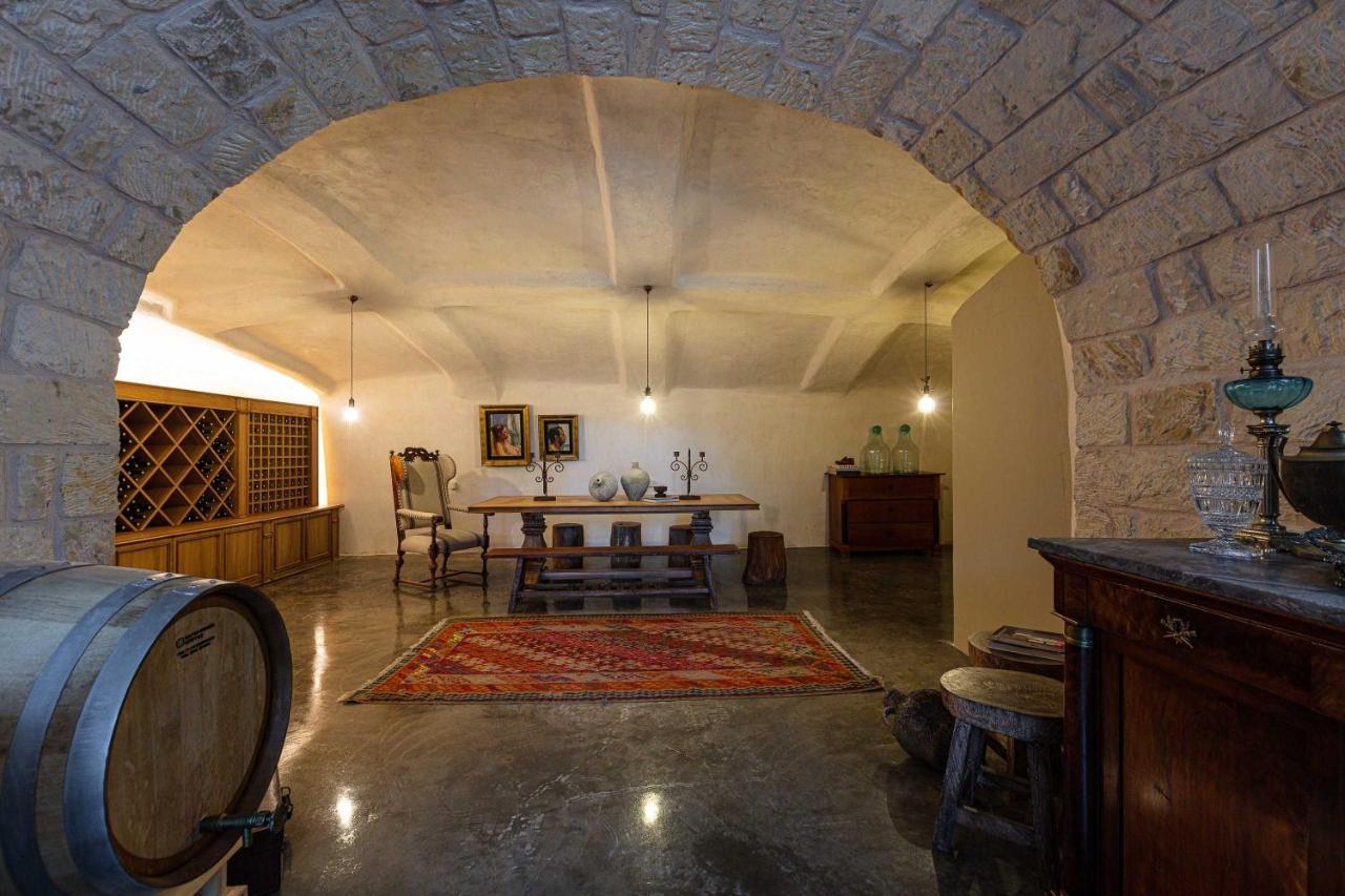 Villa Mantilari Wine Estate 7 Apartments 2 Private Pools 1 Heated Tennis Court Fitness Center Архане Екстер'єр фото
