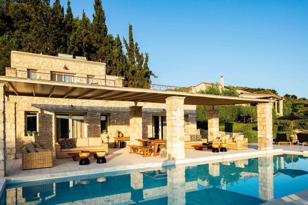Villa Mantilari Wine Estate 7 Apartments 2 Private Pools 1 Heated Tennis Court Fitness Center Архане Екстер'єр фото