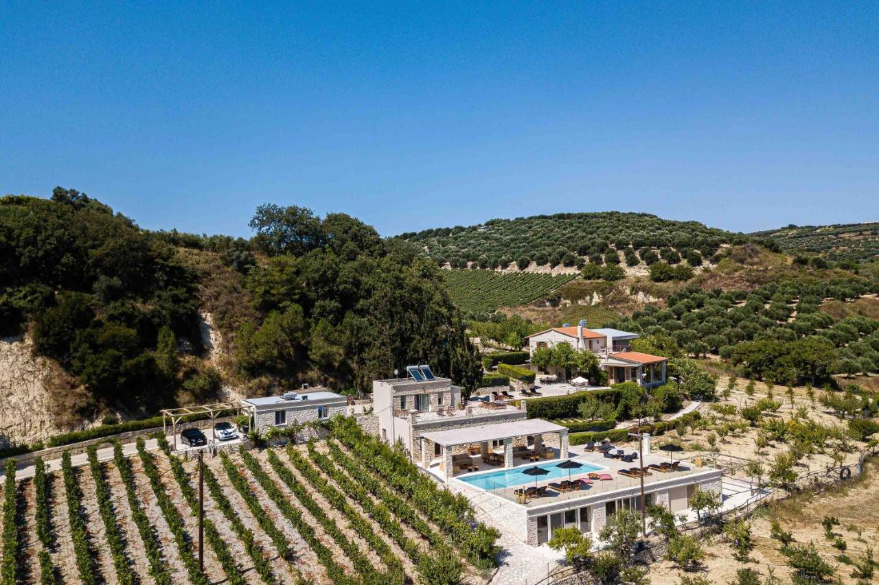 Villa Mantilari Wine Estate 7 Apartments 2 Private Pools 1 Heated Tennis Court Fitness Center Архане Екстер'єр фото