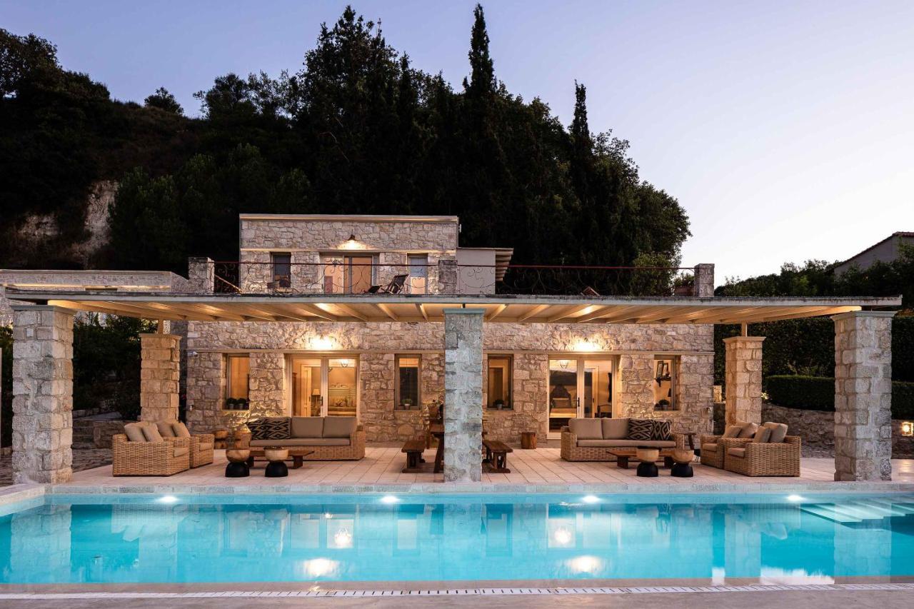 Villa Mantilari Wine Estate 7 Apartments 2 Private Pools 1 Heated Tennis Court Fitness Center Архане Екстер'єр фото
